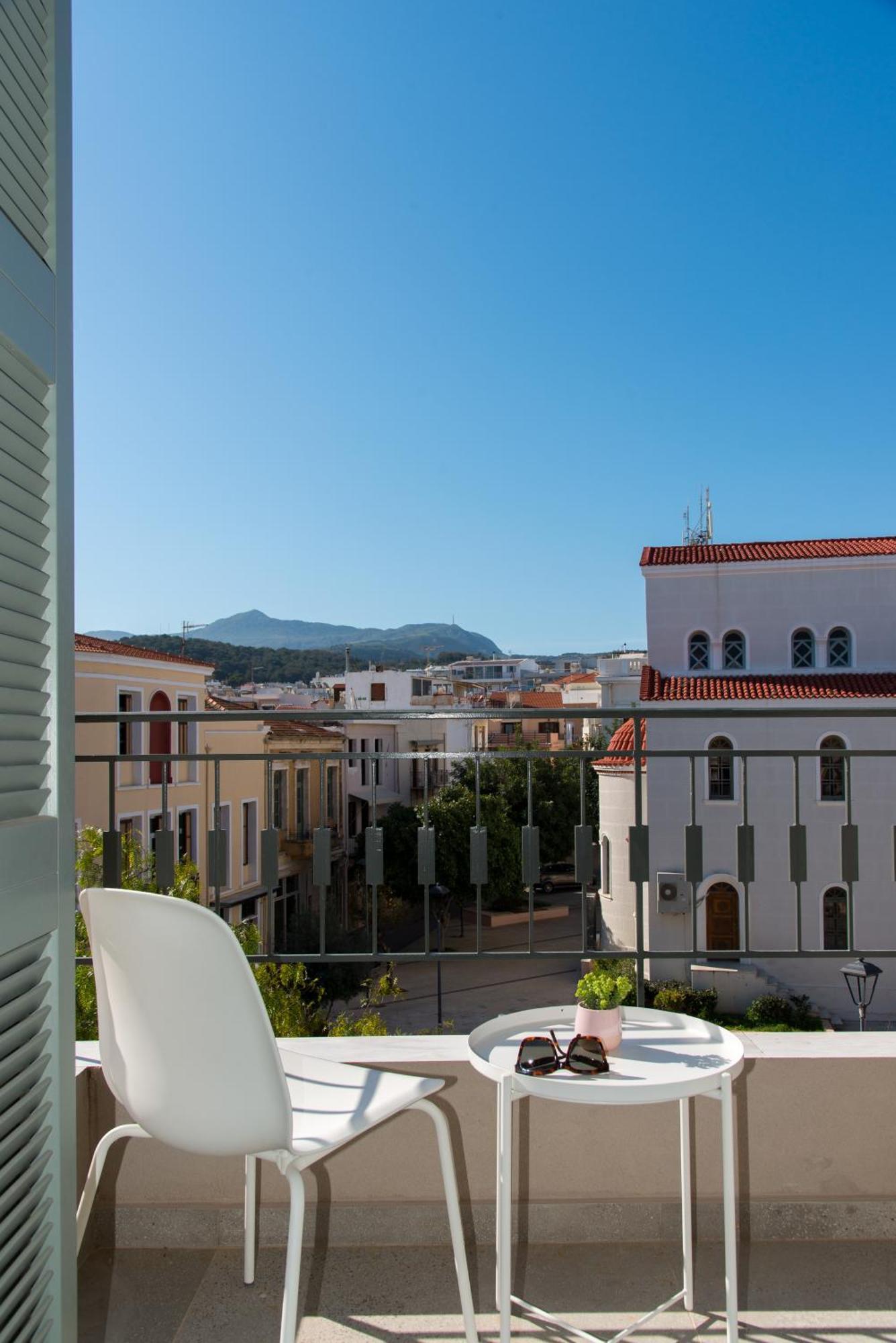 The Met Suite 3, Elegant Stay Centrally In Rethymno! Экстерьер фото